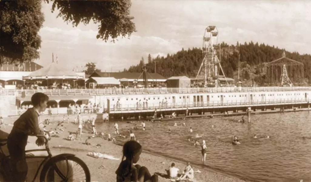 Playland Pier and City Beach circa 1948