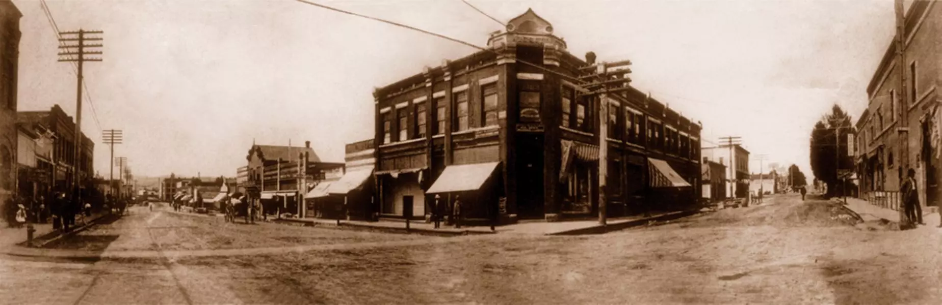 Wigget building circa 1906
