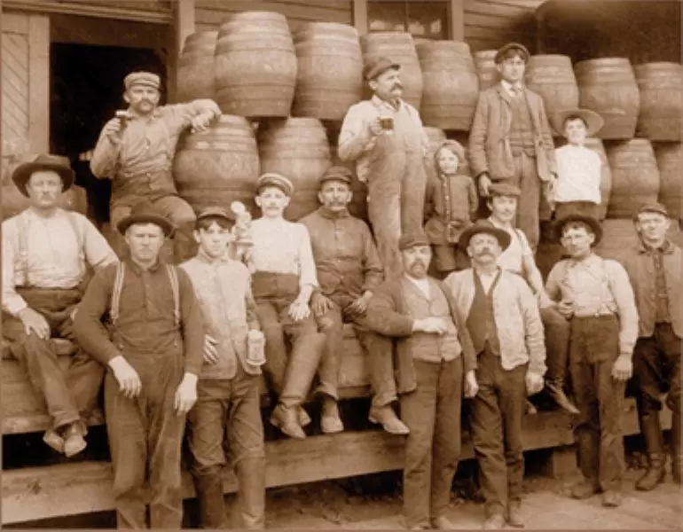 CDA Brewery Crew circa 1913